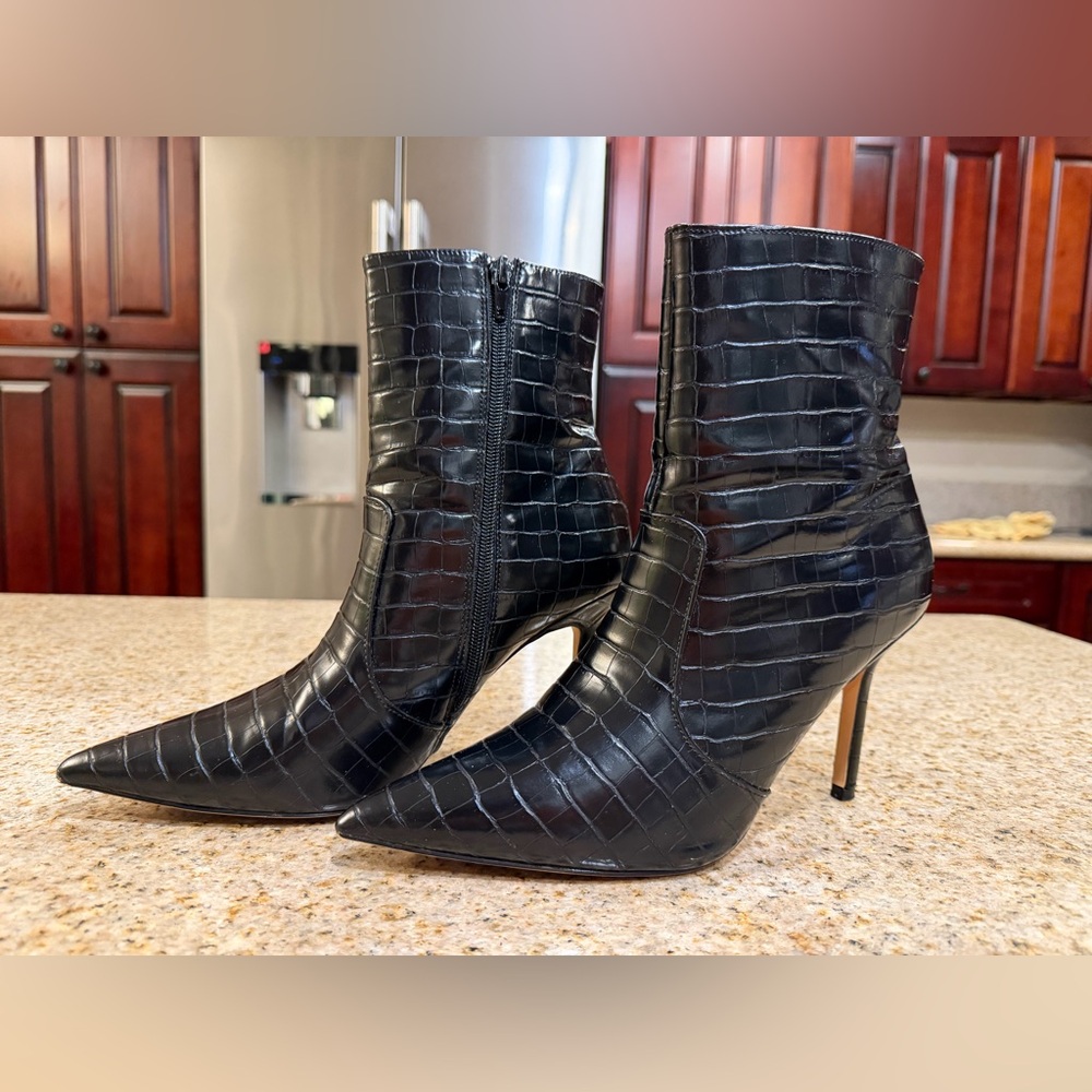 London Rebel Black Croc-Embossed Ankle Boots 3.75” Stiletto Heel - EU 41/US 10